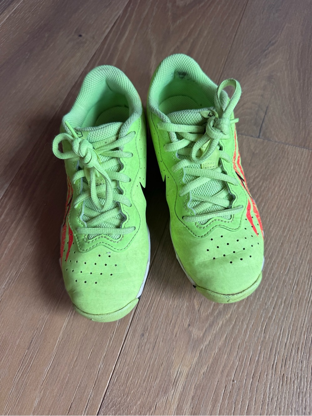 Boys Nike Diamond Baseball Cleats - size 3